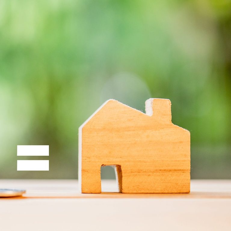 Haus verkaufen und neu kaufen in Zirndorf: Hausmodell aus Holz