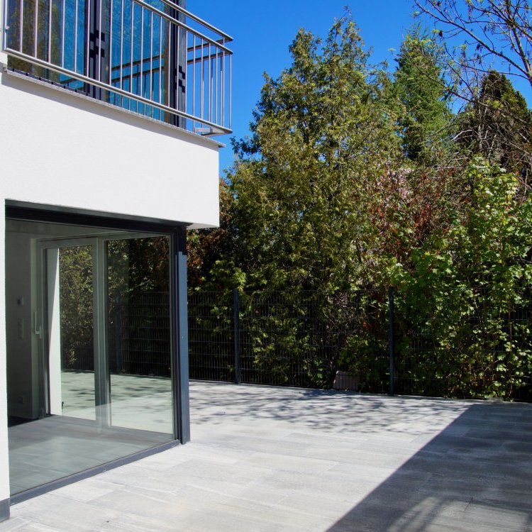 Wie viel ist meine Immobilie wert in Zirndorf: Wohnhaus mit Terrasse